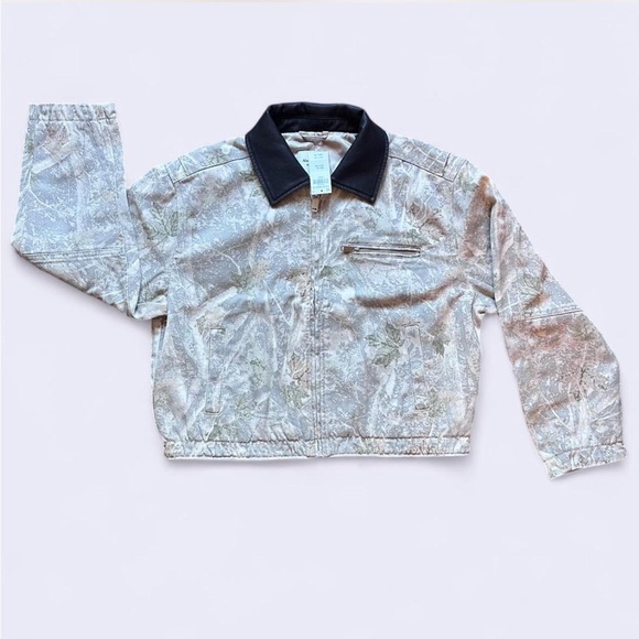 Abercrombie & Fitch Jacket - Picture 3 of 6